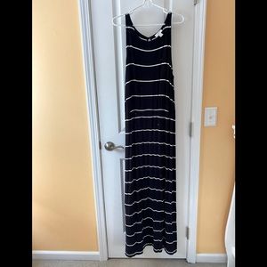 👗 Loft Striped Maxi Dress